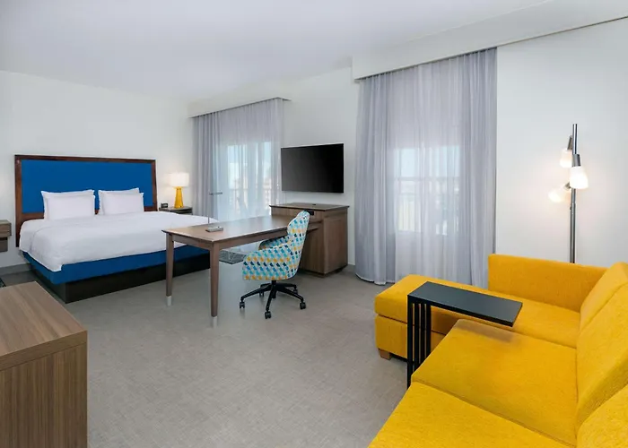 Hampton And Clearwater Hotel 3*